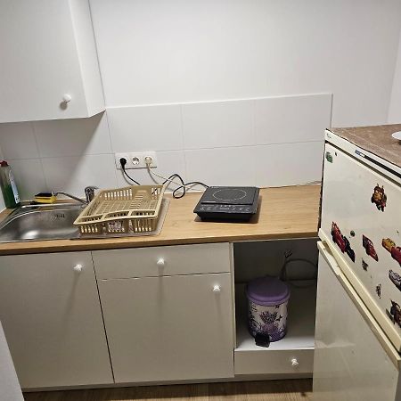 7Dab Rotten 4B2 Contactless Self Check-In Budapest Phòng bức ảnh